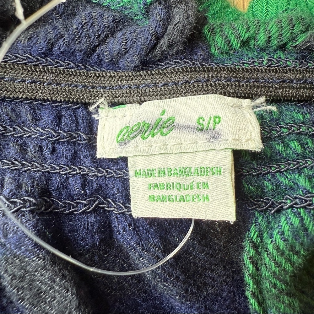 Aerie Women’s Plaid Green and Blue Flannel Ruffled Pajama Romper Size Small - Picture 10 of 12